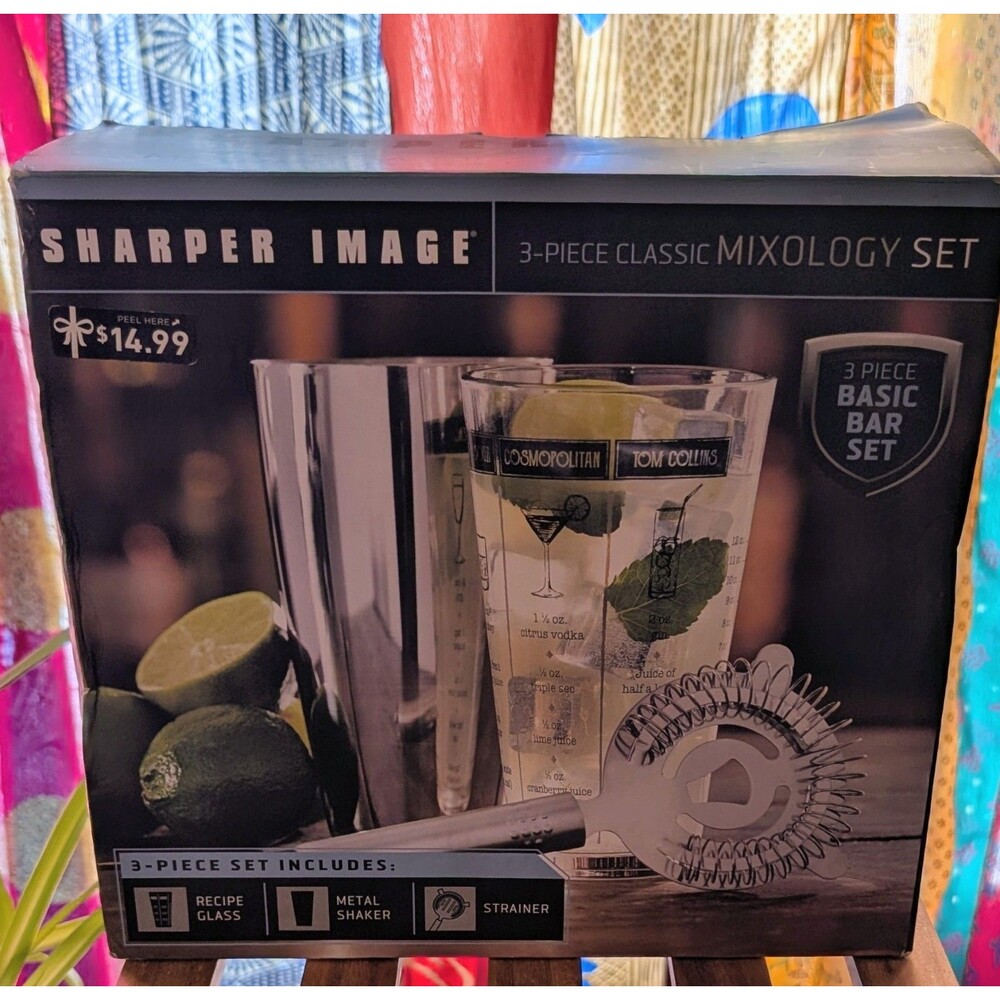 SHARPER IMAGE 3-PIECE CLASSIC MIXOLOGY SET, GLASS, SHAKER & STRAINER ALL IN ONE